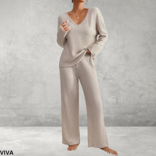 Tweedelige Set | Comfortabele Ribgebreide Trui en Broek
