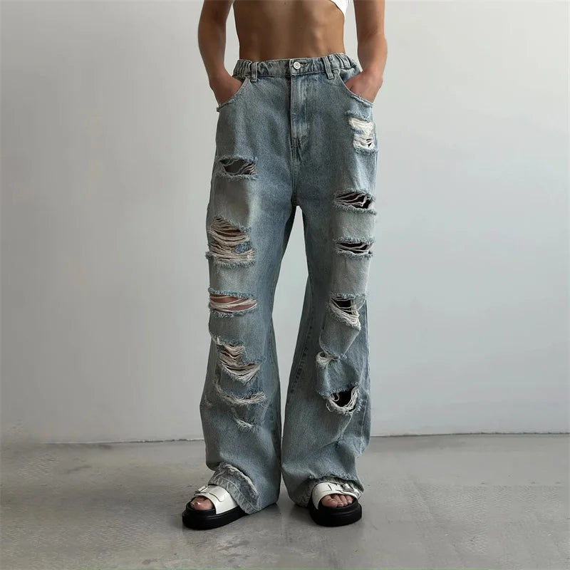 NOVA | High-Waist Light Ripped Jeans