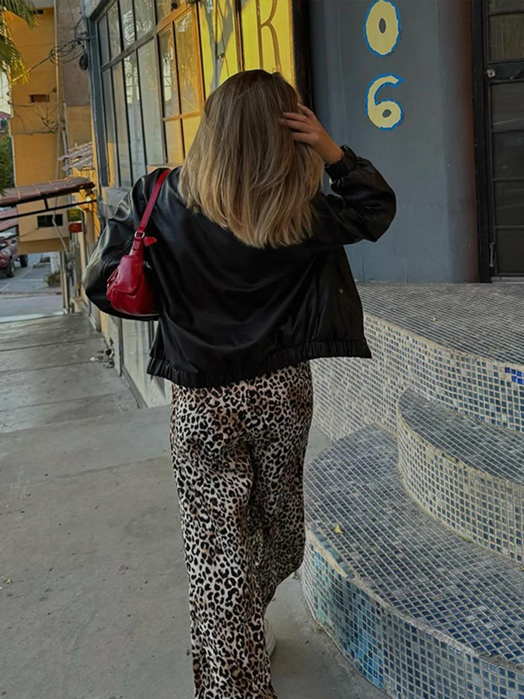 Wijde Leopard broek voor dames