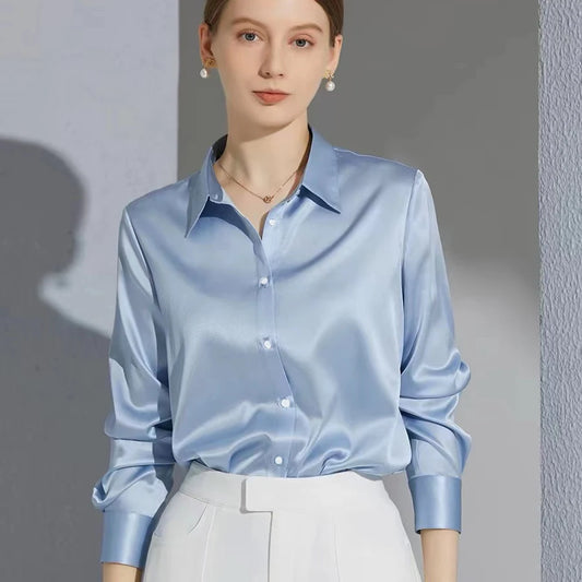 Dames Satijnen Blouse – Elegante Effen Button-up met Lange Mouwen