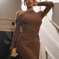 Maxi Bodycon Jurk – Lange Mouwen met Blote Schouder